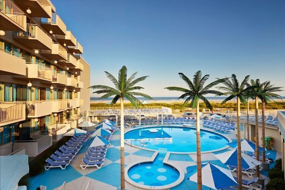 Wildwood Vacations - Oceanfront Pan American Hotel - Property Image 1