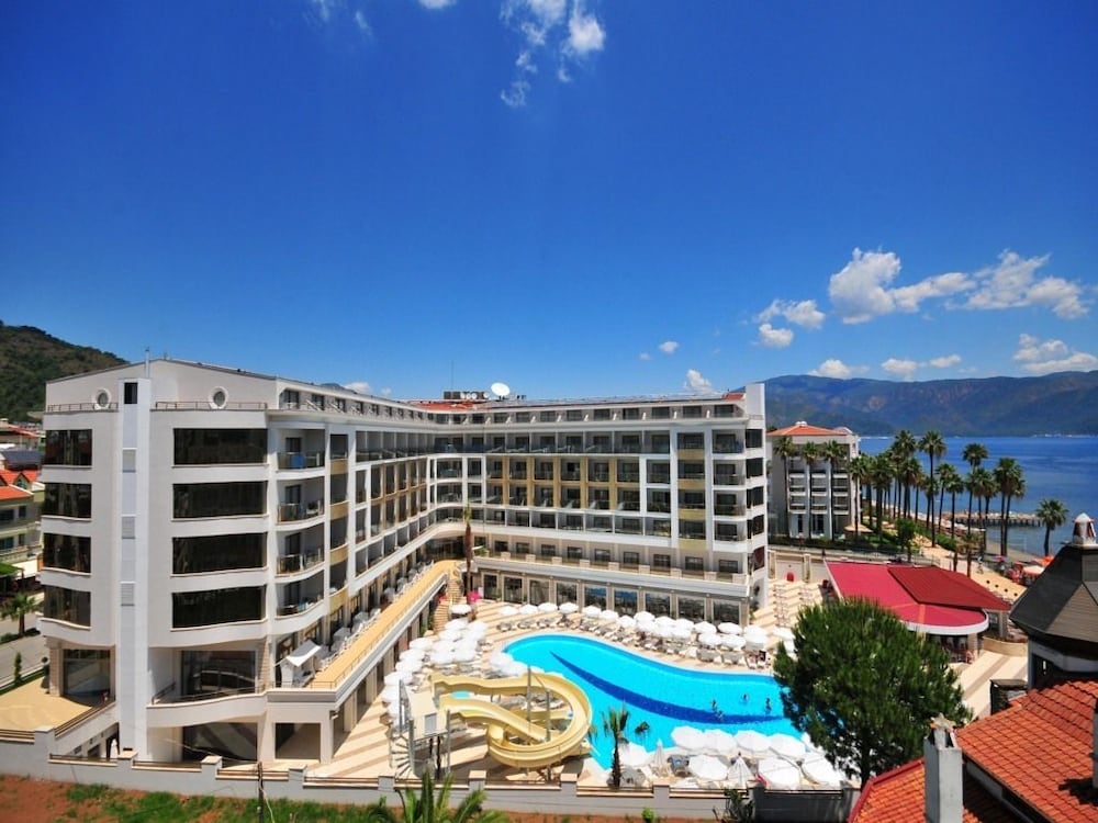 Golden Rock Beach Hotel - All Inclusive