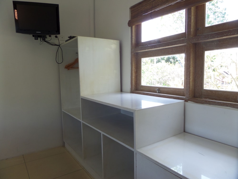 The Island Hotel Bali - Hostel