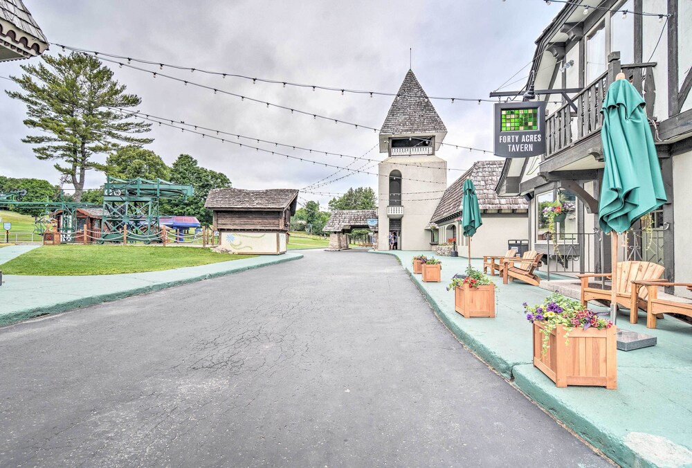 Slopeside Boyne Mtn Resort Condo w/ Deck! view 4