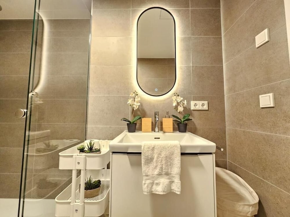 New 2BR Flat in Limpertsberg City center