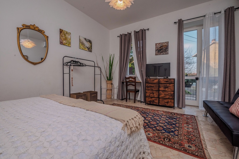 Master Clod Guest House