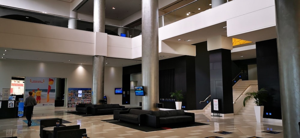 L5 Surfers Paradise Apartment view 5