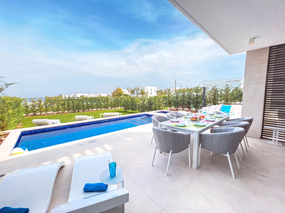 Azure Seaview - Jade Villa