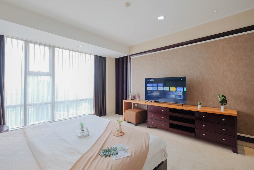 Elegant Earth Tone 3Br At Ciputra World 1 Apartment