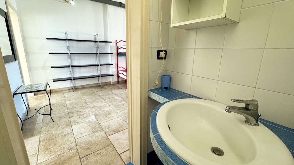 Villetta Certosina 1 - Villa Just a few Meters From the sea
