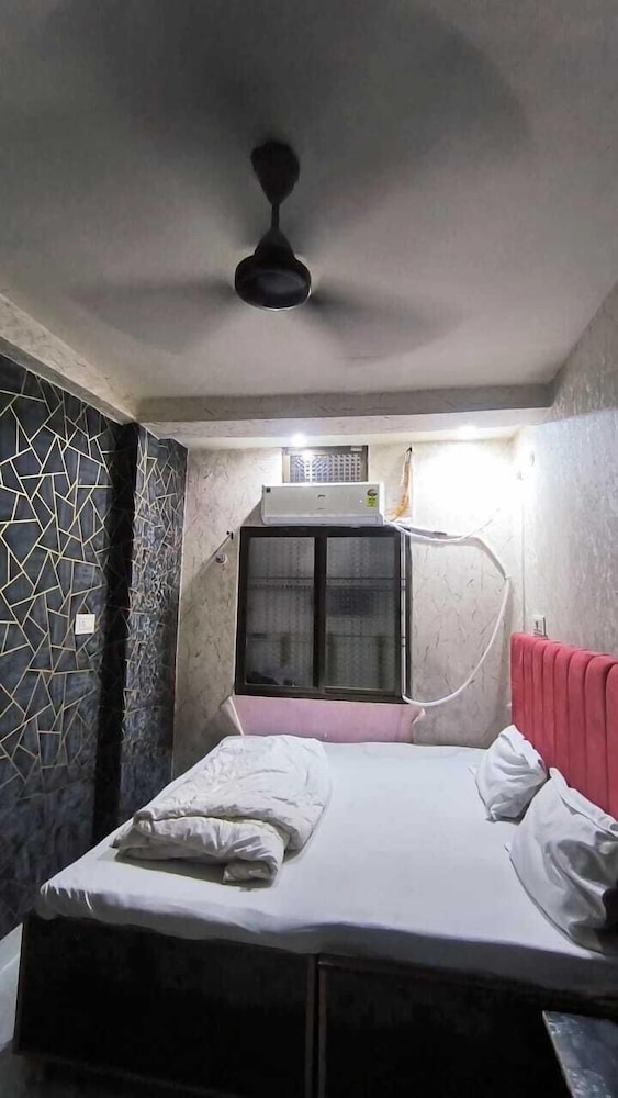 Shlok Homestay