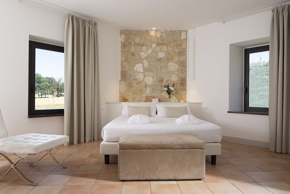 Giotto Luxury Country House