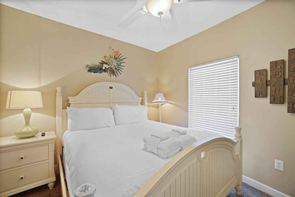 Splash Beach Resort by Panhandle Getaways