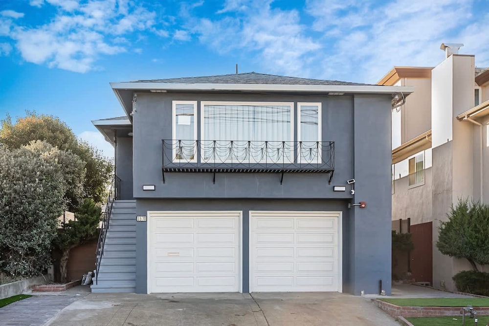 Daly City 3B Home Great Location