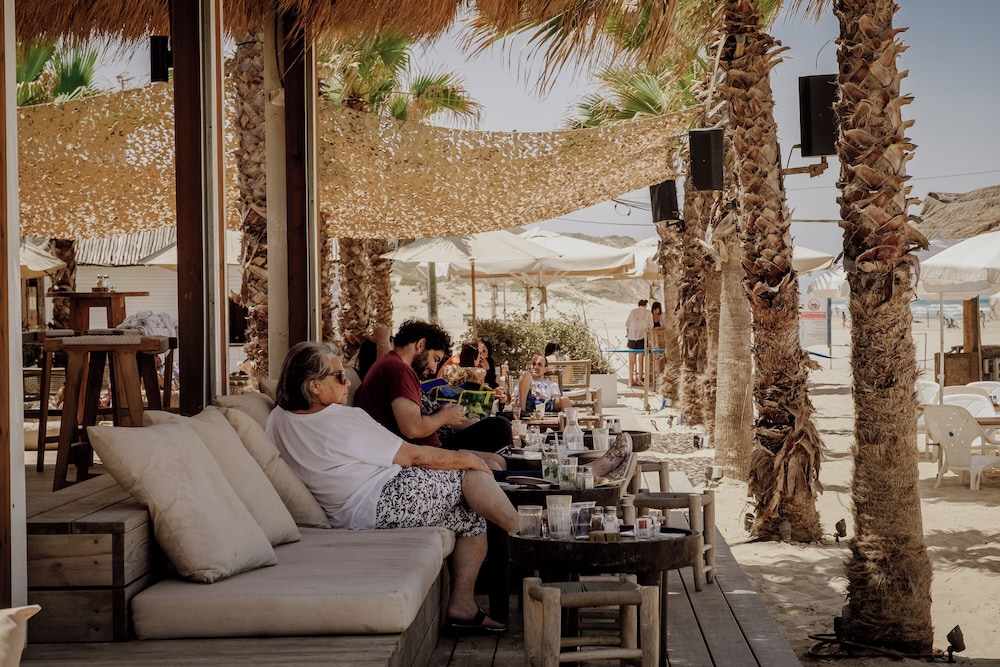 Poleg Beach Seaview Stay by Sea N' Rent