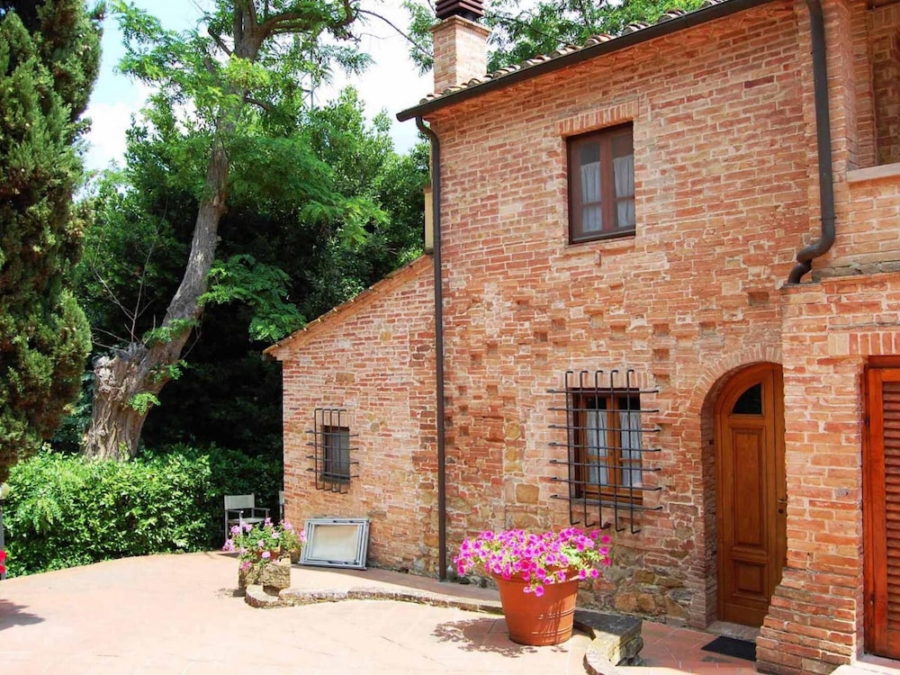 Country House in Chianti With Pool ID 37 view 2