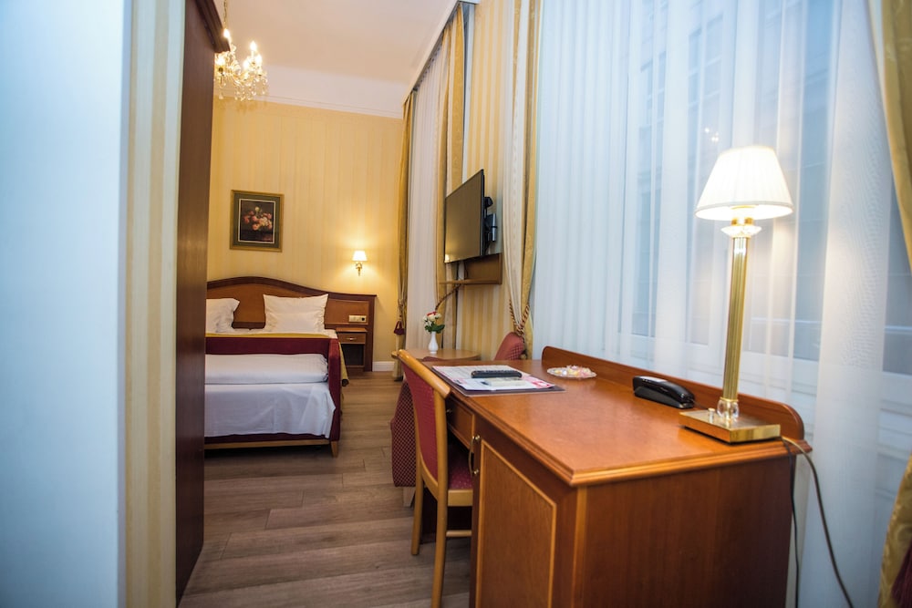 Opera Suites - Self Check-in