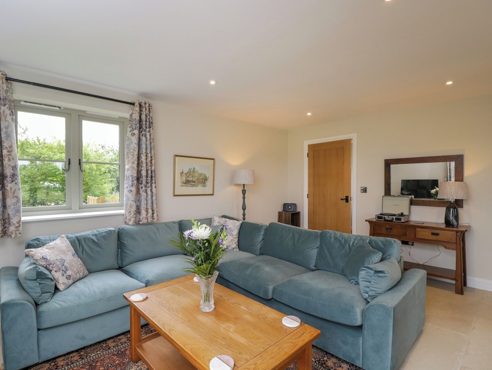 4 Wellacres Cottage