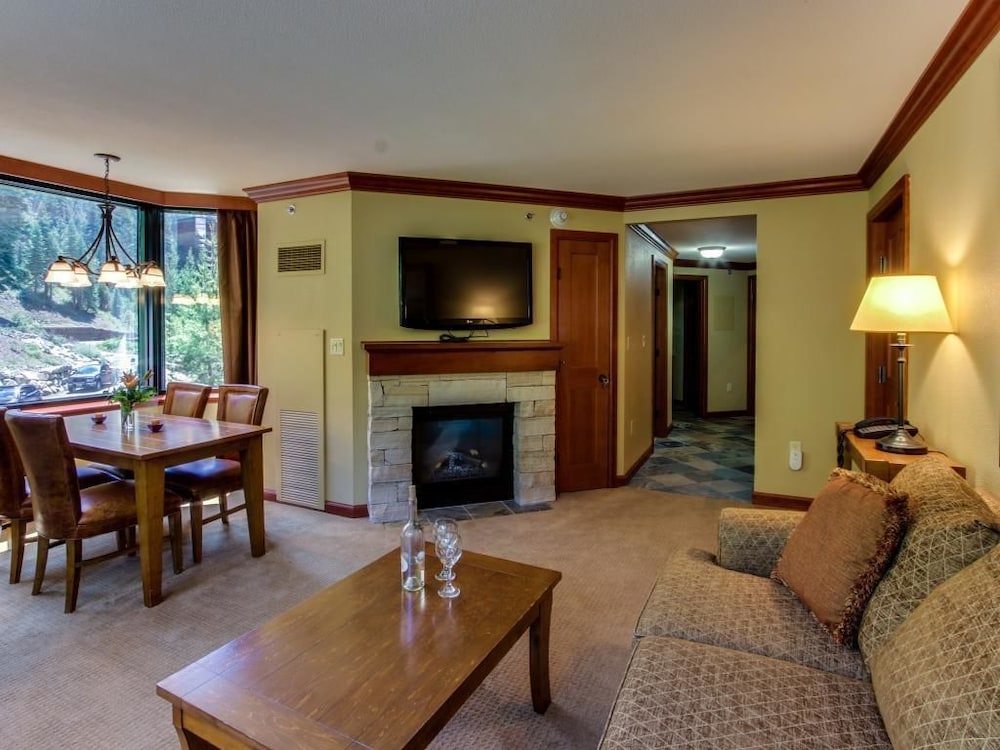 Lake Tahoe Vacations - Resort at Squaw Creek 345 and 347 - Property Image 29