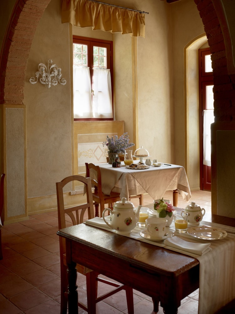 B&B Borgo Petrognano - Residenza d'epoca
