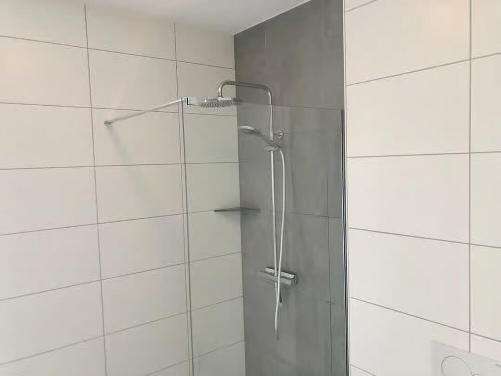 Beautiful Lodge for 5-person Near the Beach