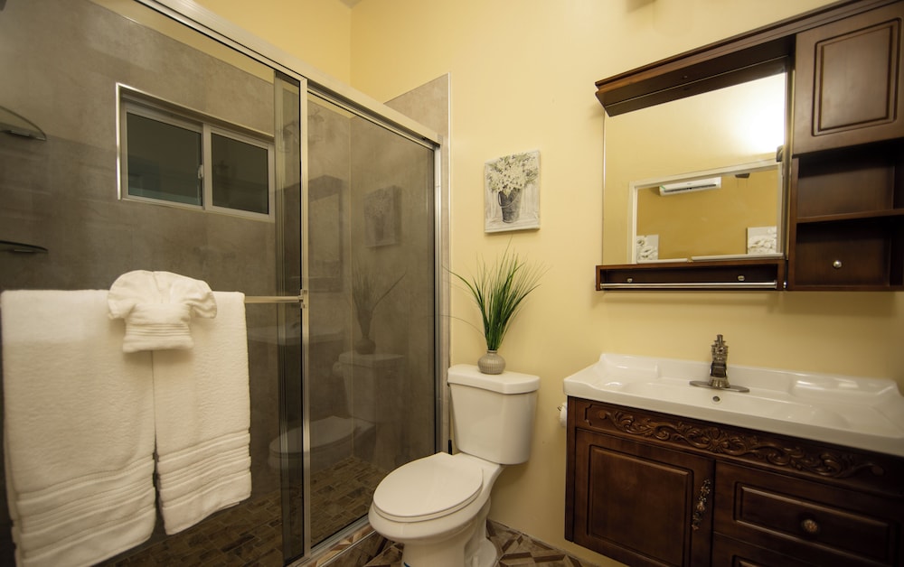 Majestic Heights Bed & Breakfast