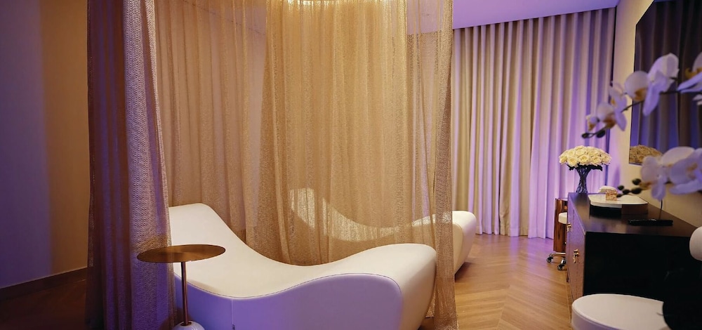 2BR Business Bay with top amenities