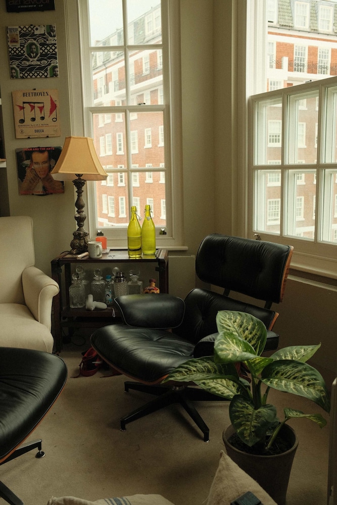 Stylish 3 bed Flat - Marylebone photo 2