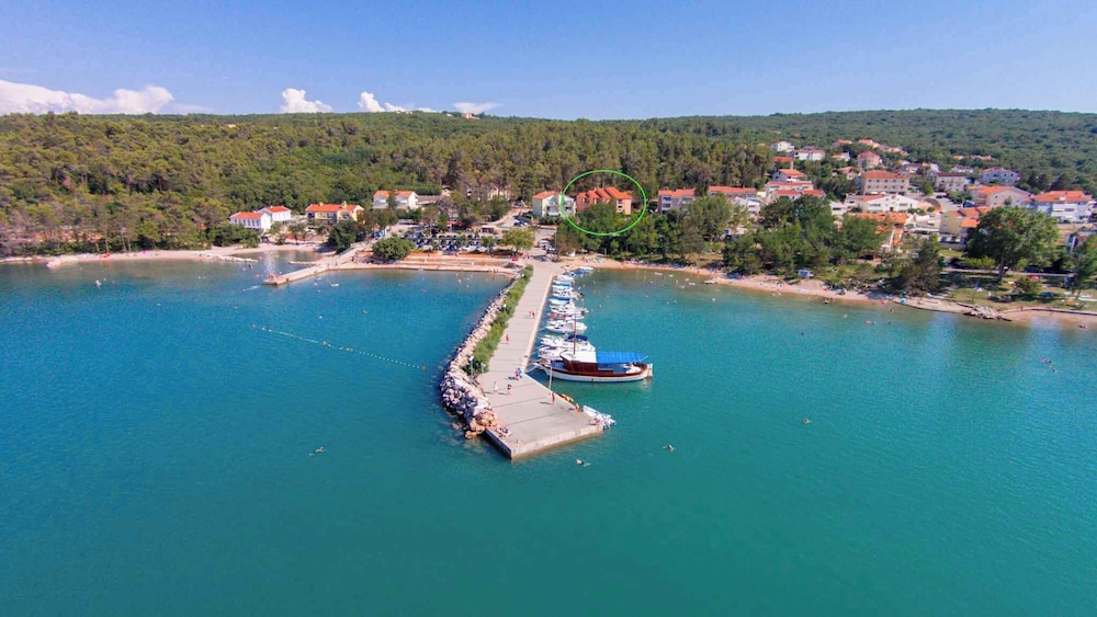 Apartments in Malinska/insel Krk 12469