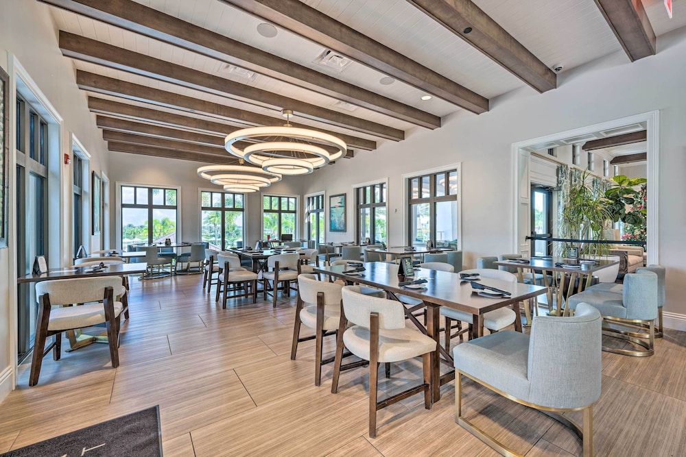 Home Near Theme Parks in Kissimmee: Family Perks!