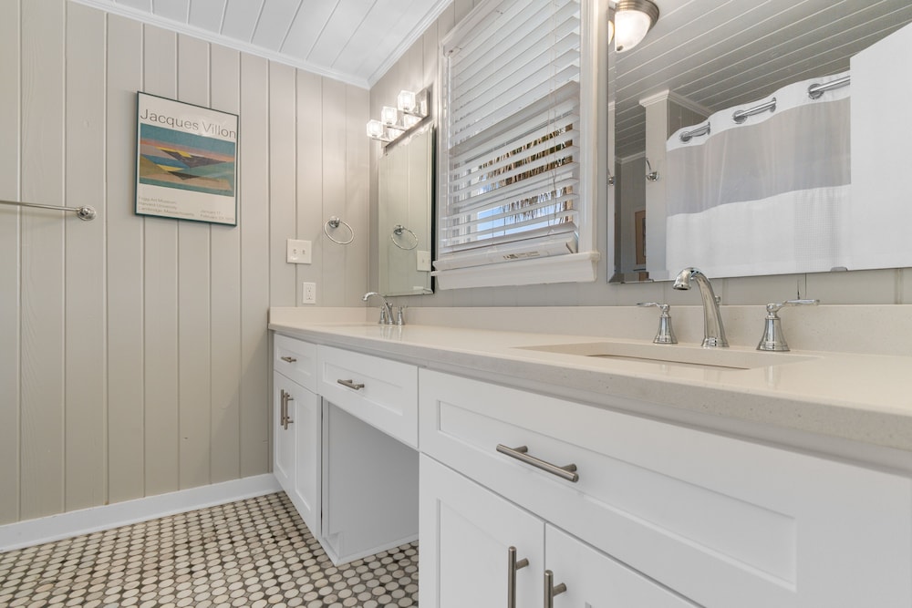 Lachicotte Vacation Rentals