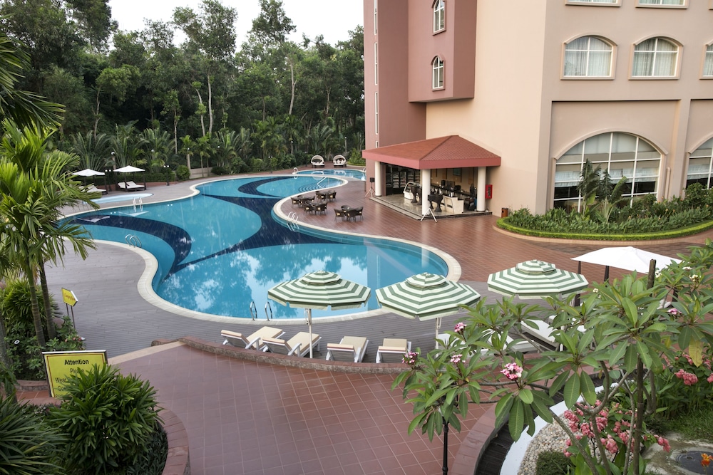 Grand Sultan Tea Resort & Golf