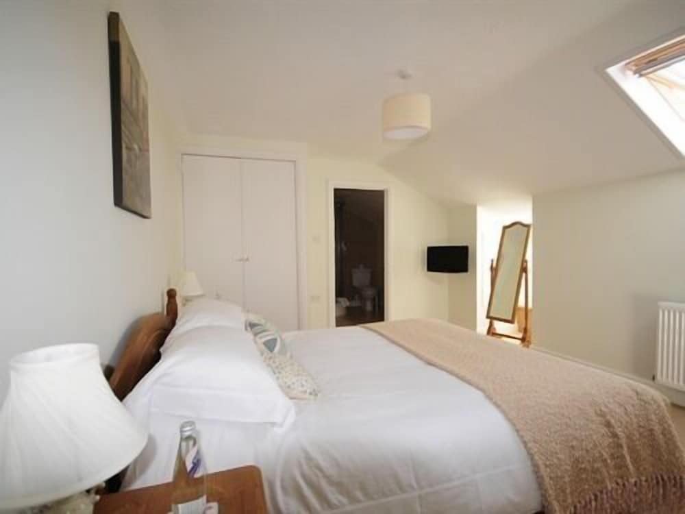 The Five Dials Inn