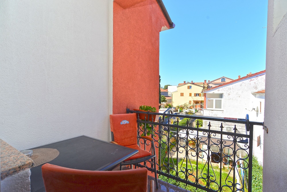 Apartments 2224