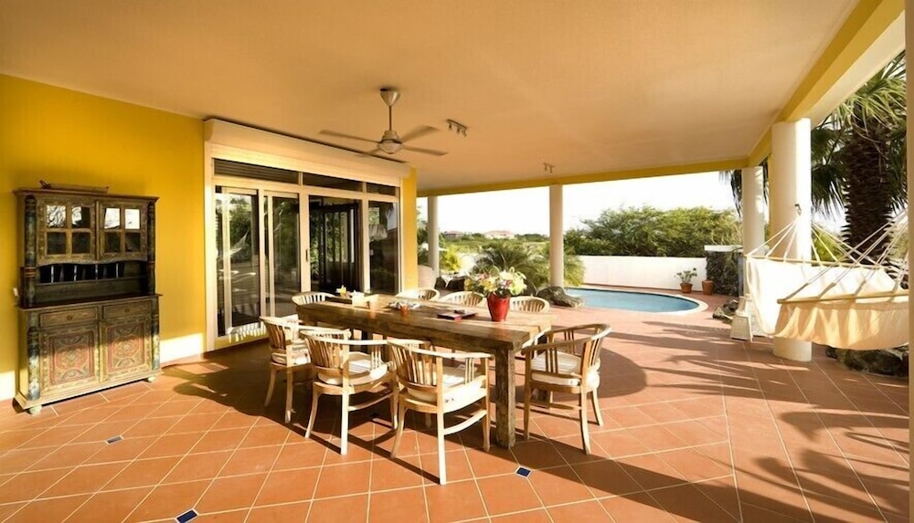 Villa Royal