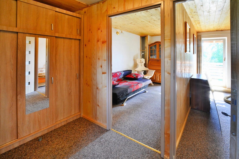 Holiday House With Garden in Dabrowica