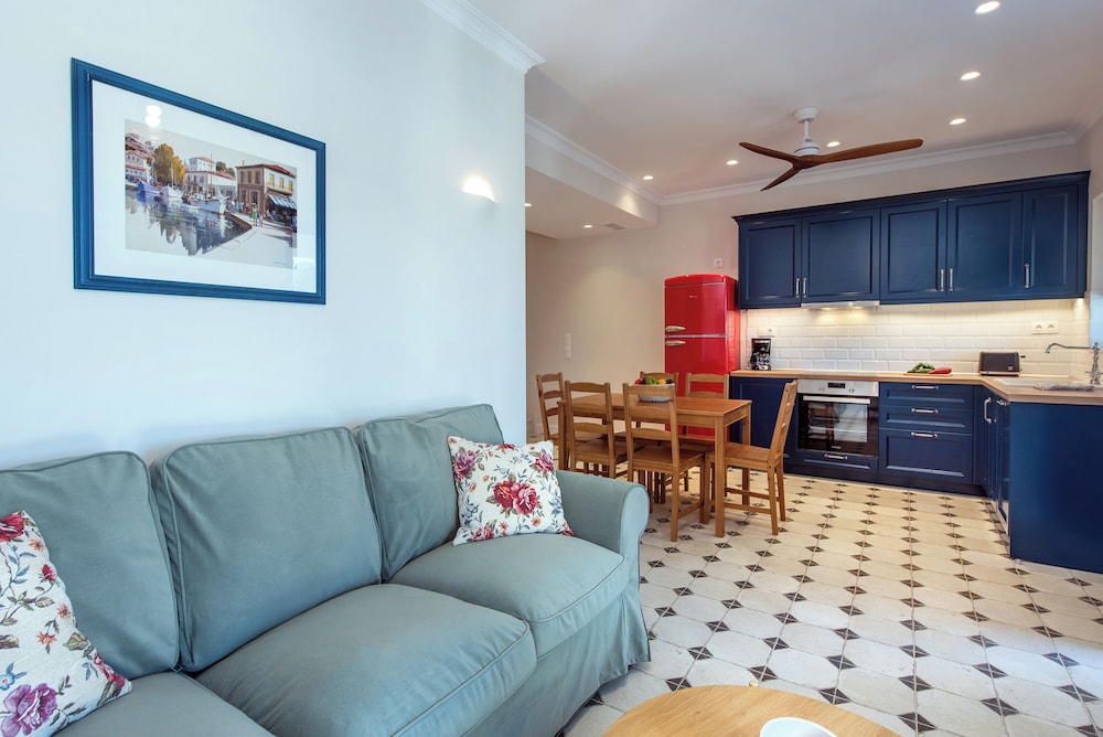 Nancy Suites