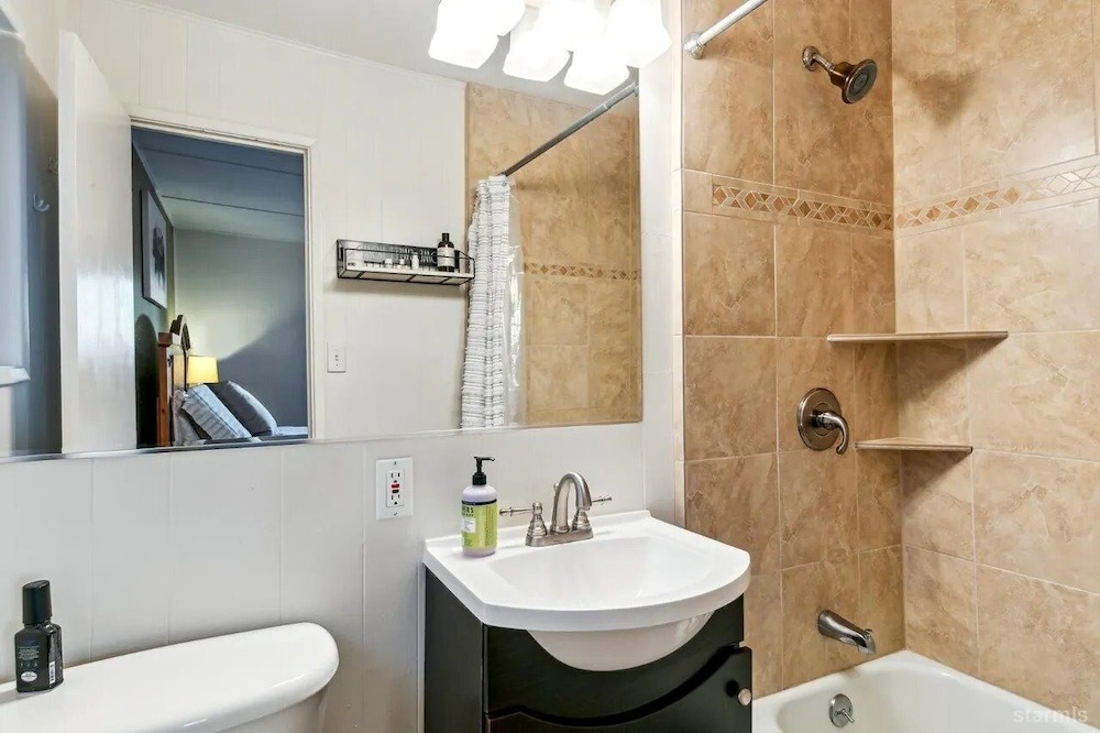 3748 Terrace Drive 5 Bedroom Home