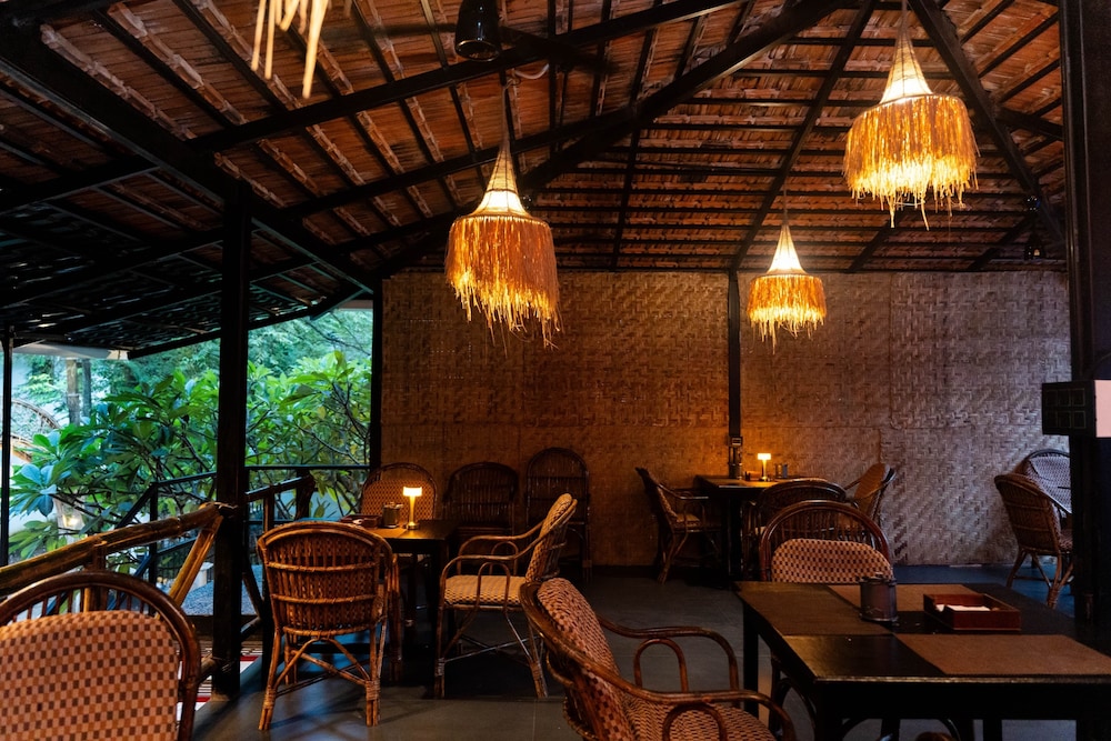 Tranquillo By The Beach - Luxury Wooden