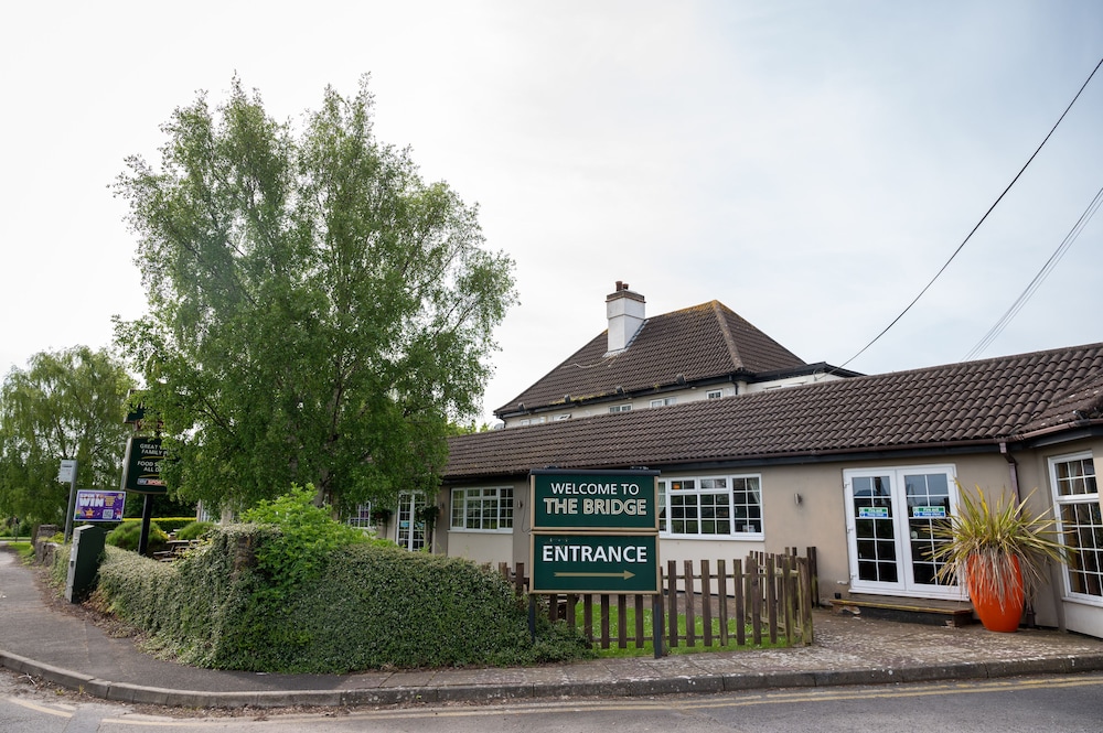 Bridge Inn by Greene King Inns, photo 14
