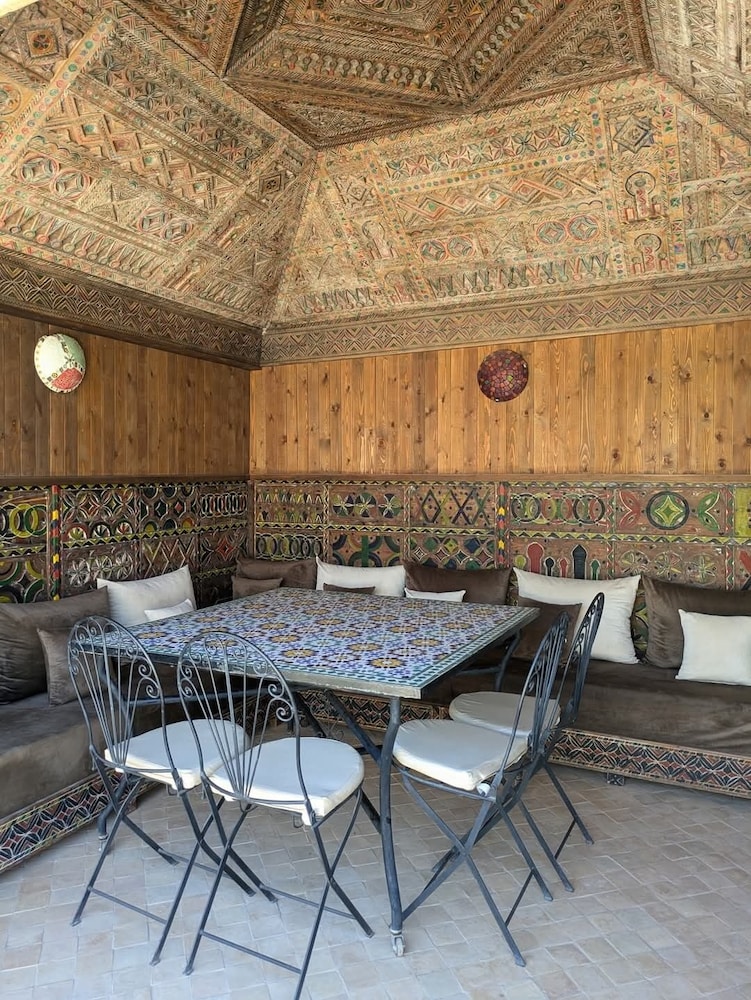 Riad dar chenguiti