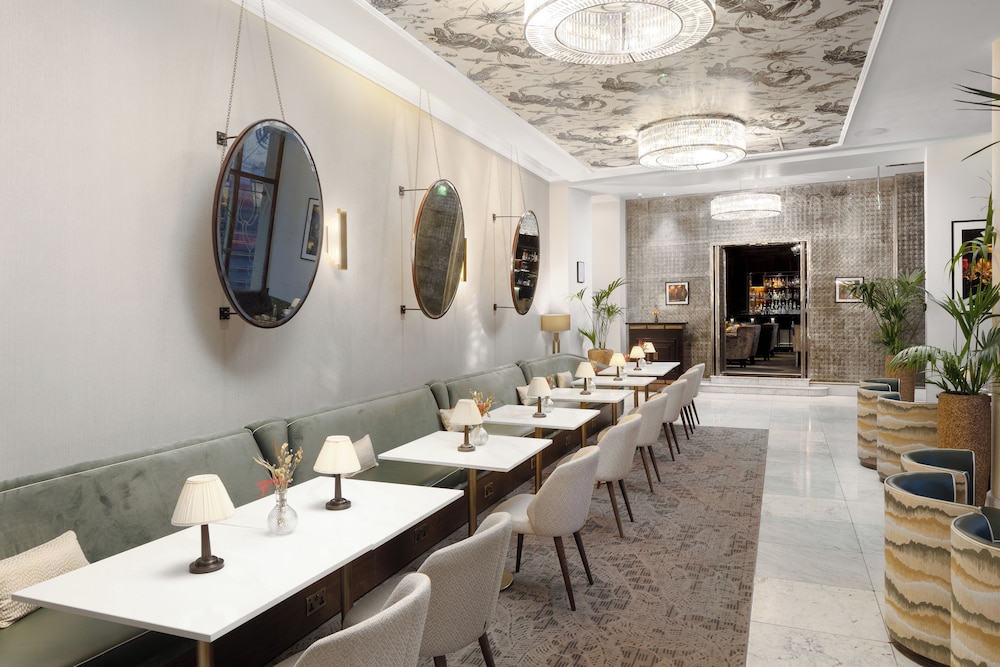 The Waldorf Hilton, London-2