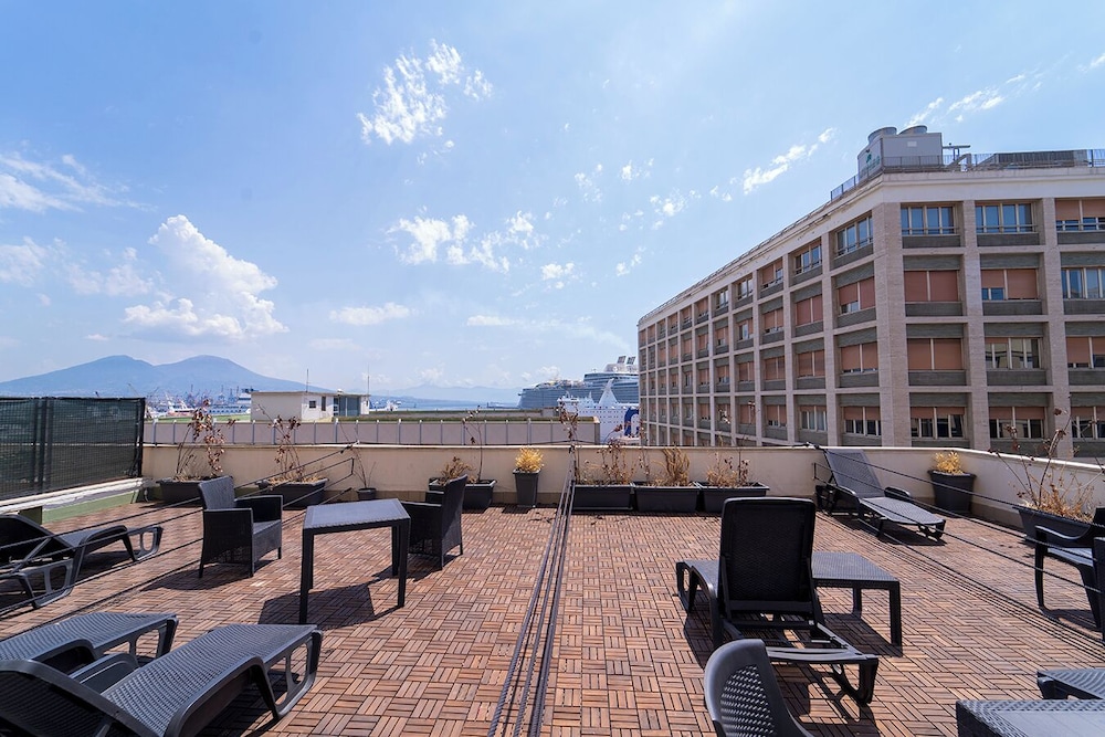 B&B Le 4 Stagioni Dante's Suites by ClaPa Group Dislocated Hospitality
