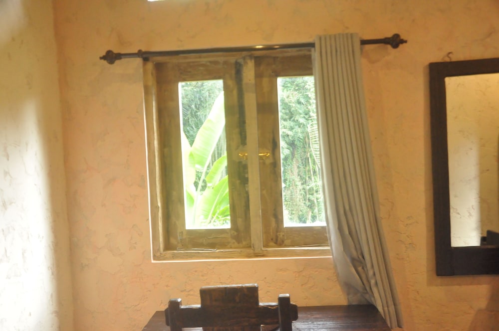 Tepi Sawah Lodge