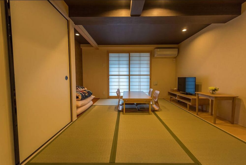 Kitano Tenmangu House A view 4