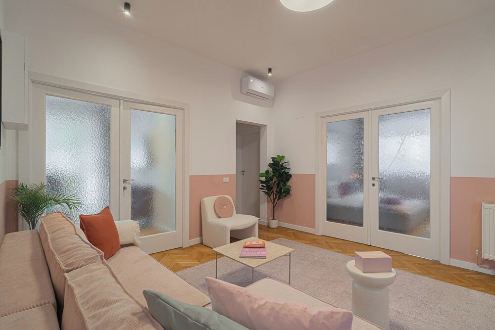 Contemporary 3-Bedroom Lofts - Modern Touches Meet Classic Elegance by Calea Victoriei