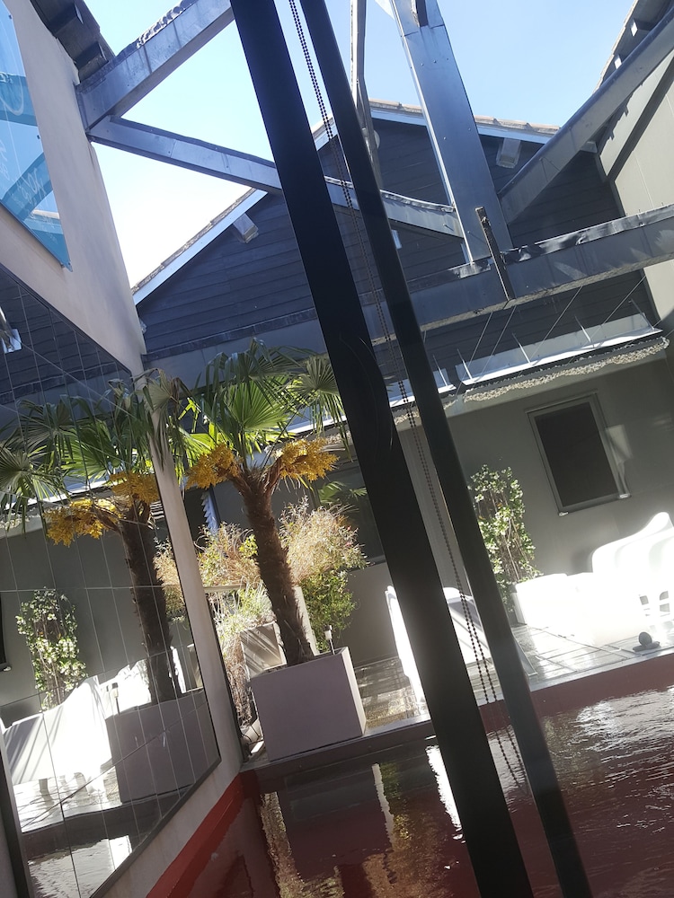 Be Loft B&B Pool & Spa