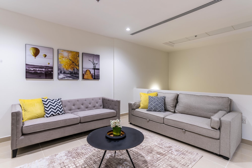 GLOBALSTAY. Private Pool Villas and Townhomes