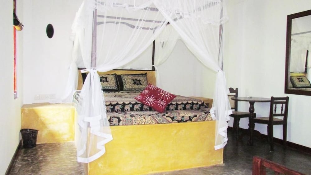 Unawatuna Royal Lotus Villa view 2