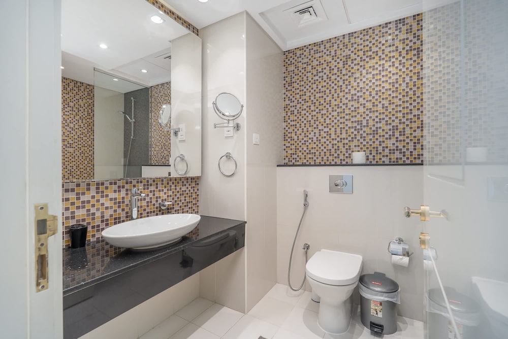 Spacious and Modern 3 Bedroom Perfect for Family