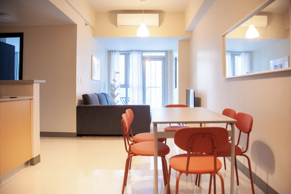 Uptown Park Suites Tower 2