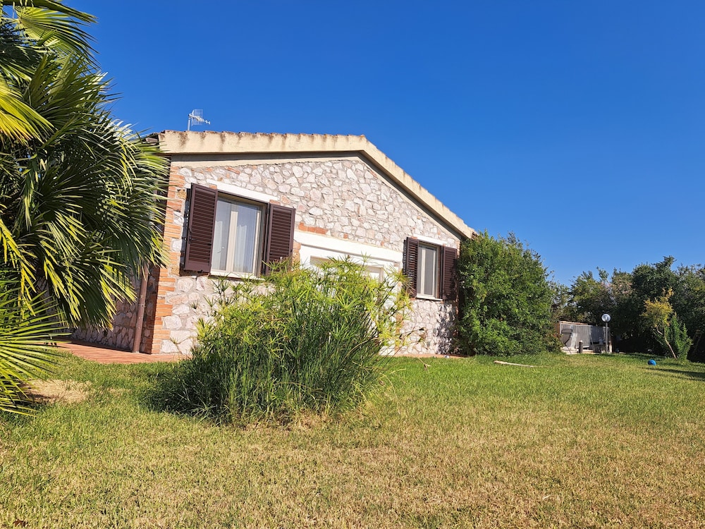 Agriturismo La Tortorella view 2
