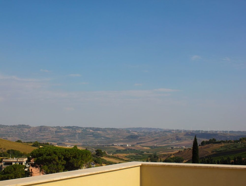 Photo 34