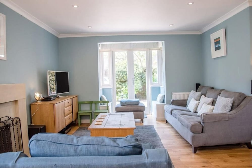Suilven Aldeburgh With 4 Bedrooms and 2 Bathrooms view 2
